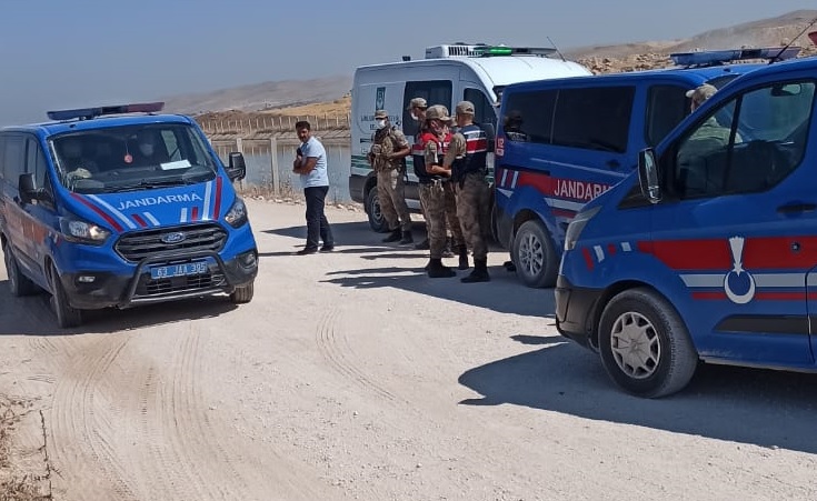 Urfa'da 1 çocuk boğuldu 1 çocuk suda kayboldu