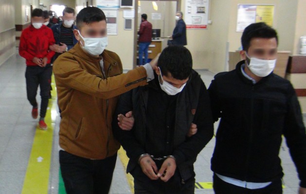 Urfa'da yakalanan 3 terörist adliyeye sevk edildi