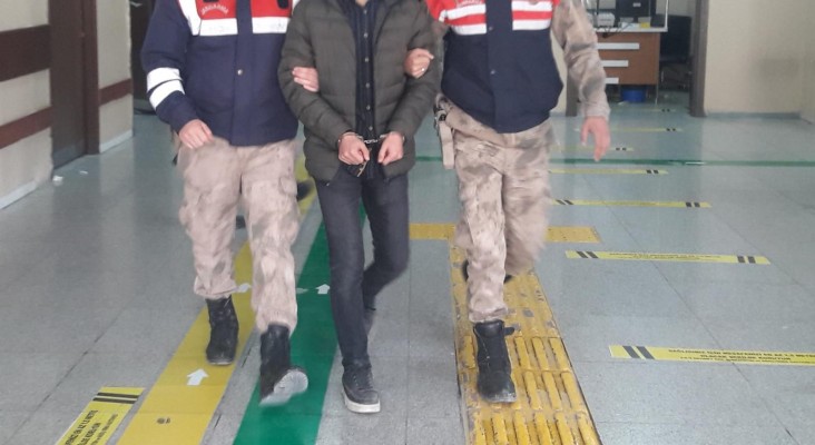 Urfa'da jandarmadan operasyon: 5 gözaltı
