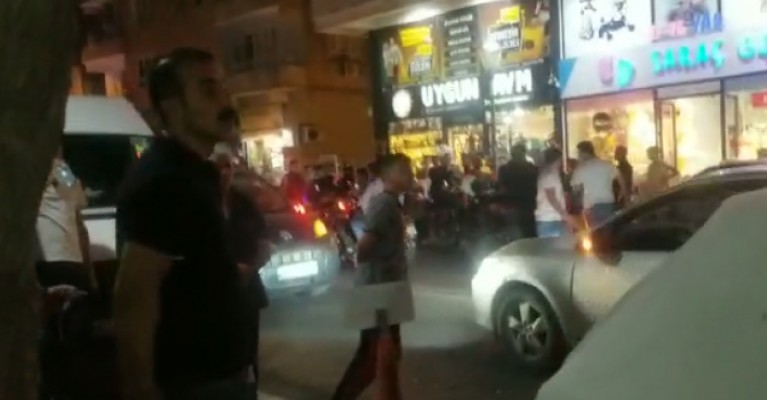 Urfa'da kavgaya polis uyarı ateşi açarak müdahale etti