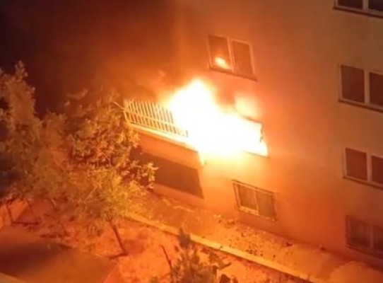 Karaköprü'de gece yarısı ev yangını