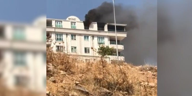 Urfa'da korkutan ev yangını