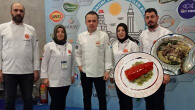 Urfalı aşçılardan Antalya'daki fuarda büyük başarı