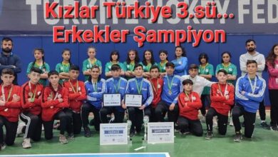 Suruç Belediyesi'nin hokey takımı Türkiye şampiyonu