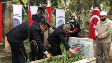 Şanlıurfa'da emniyet teşkilatı şehitliği ziyaret etti