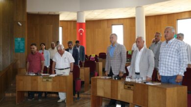 Viranşehir Meclisi'ndeki iki önemli madde komisyonlara havale edildi