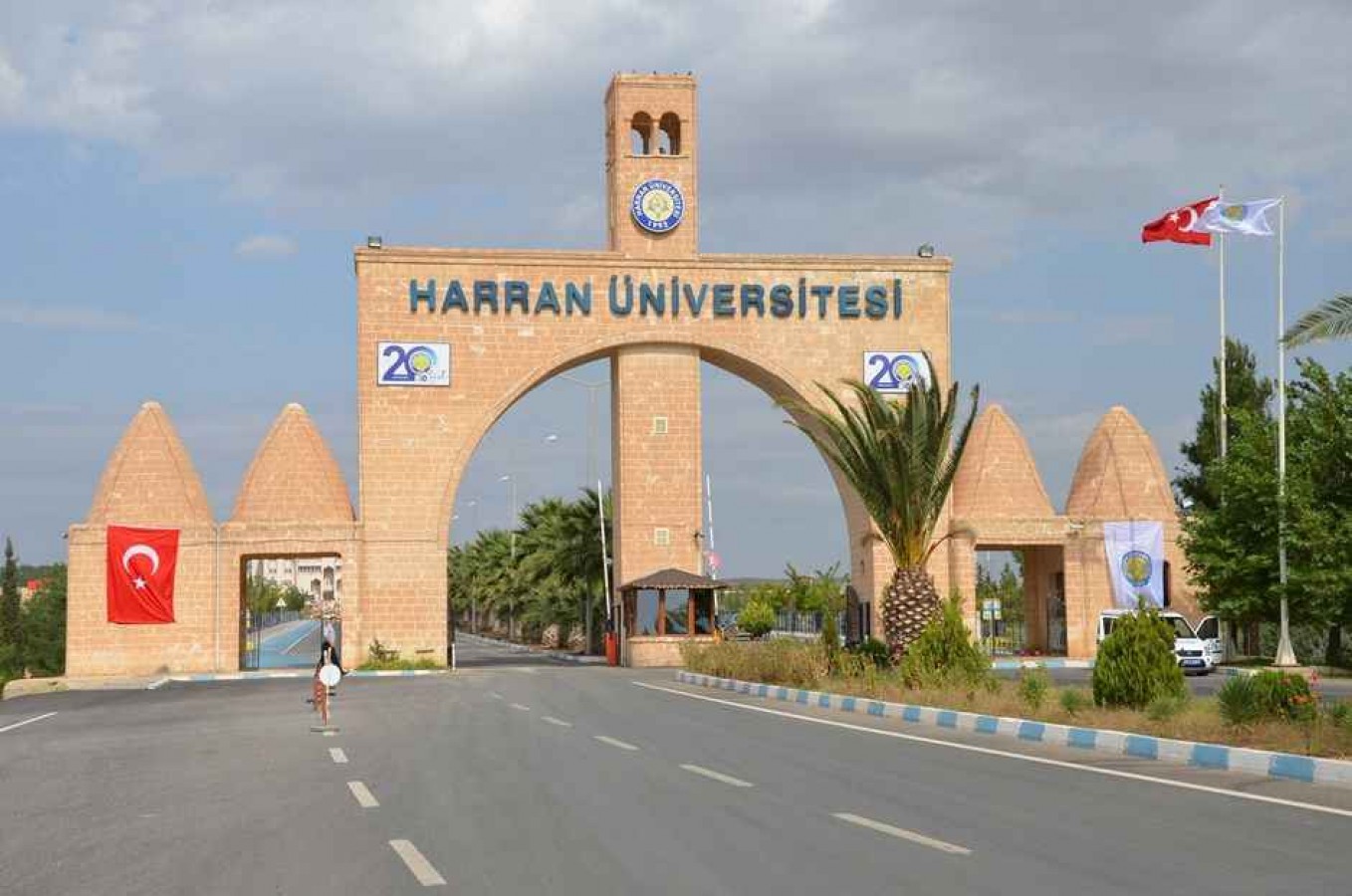 Harran Üniversitesi'nde atama!
