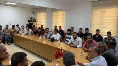 Urfa'da davulcular dertlerini AK Parti'ye anlattı