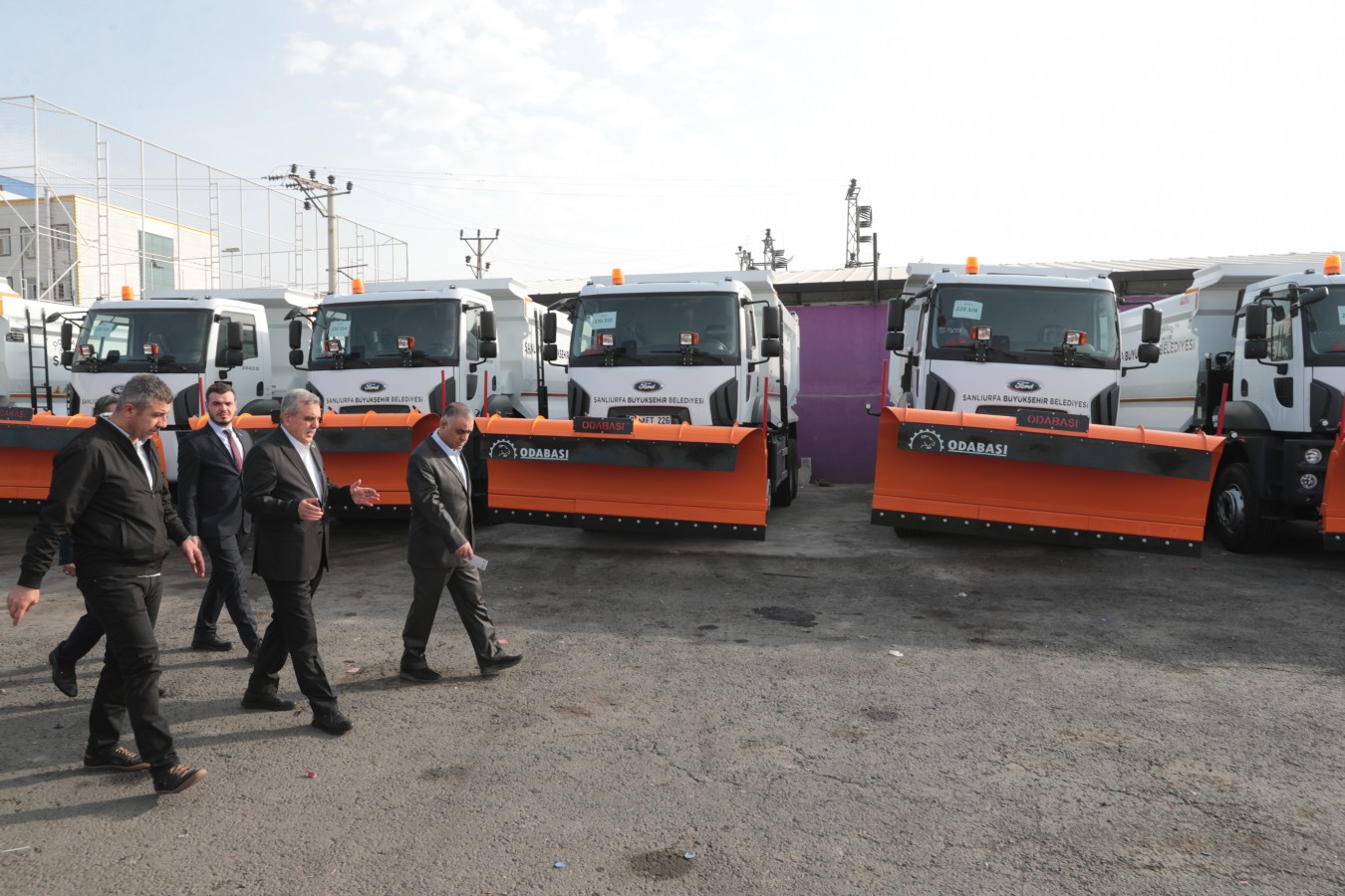 Büyükşehir araç filosu 27 damperli kamyonla güçlendirildi