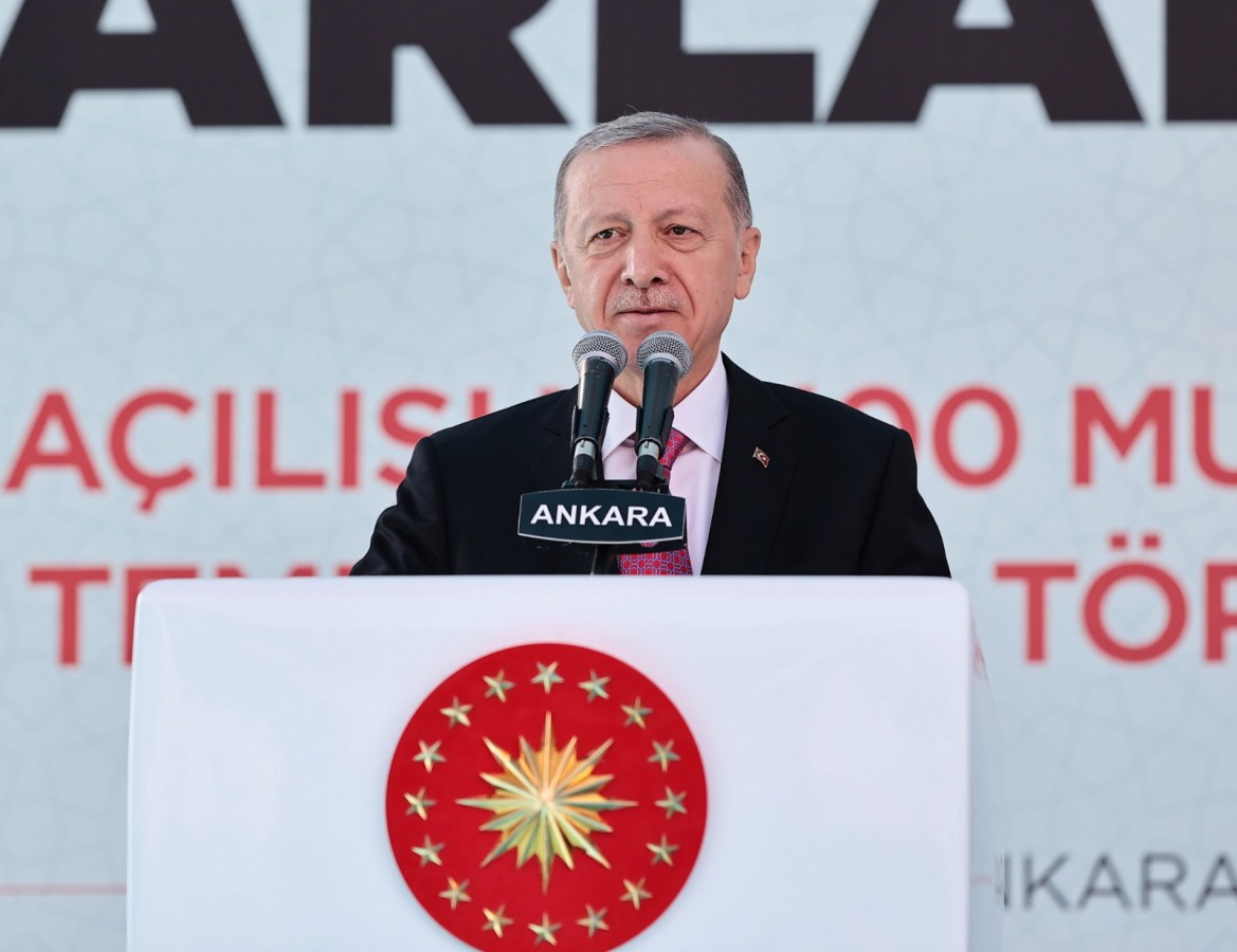 Cumhurbaşkanı Erdoğan muhtara ticari yerine konut elektriği