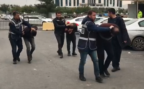 Urfa'da polisleri yaralayan saldırganlar adliyeye sevk edildi