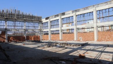 Karaköprü'de kapalı spor salonu inşaatı hızla yükseliyor