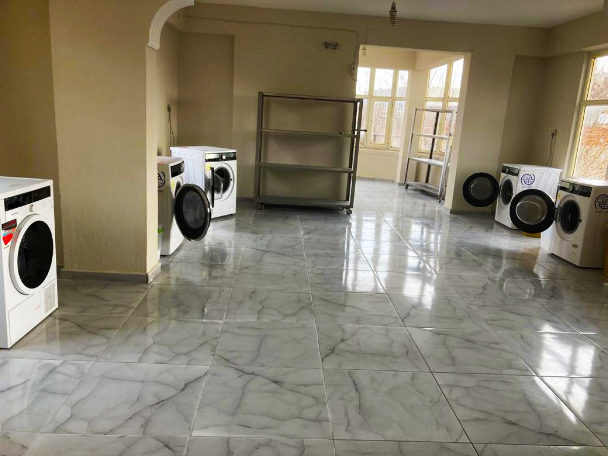 Siverek'te vatandaşlara sunulan çamaşırhane yeni yerinde hizmet verecek