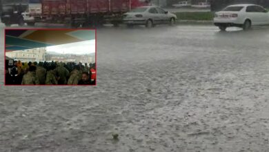 Urfa'da sağanak yağış çalışmaları aksatıyor