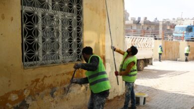 Haliliye'de selden etkilenen 14 mahallede boyama çalışması