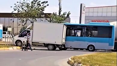 Şanlıurfa'da kamyonetle şehir içi otobüs çarpıştı!