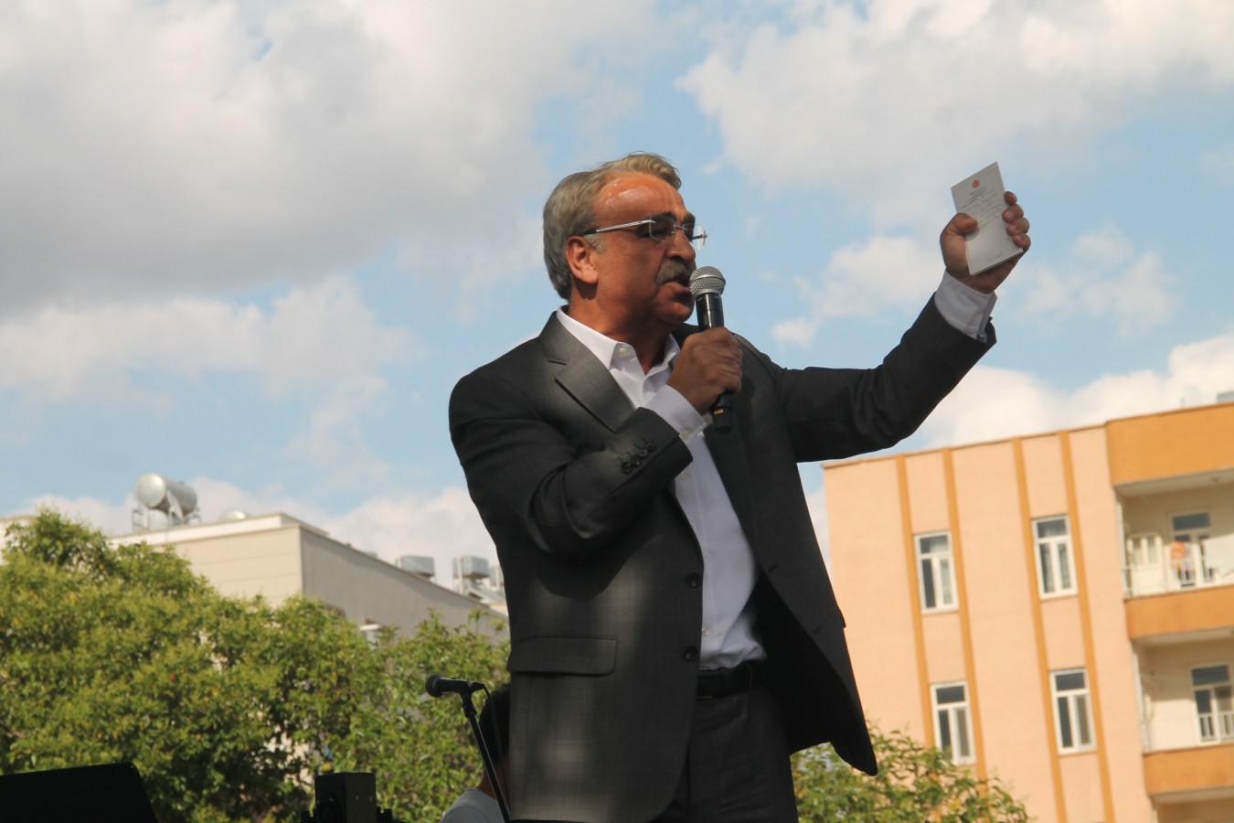 HDP Eş Genel Başkanı Sancar: AK Parti Urfa'yı kaybedince Türkiye'yi de kaybeder