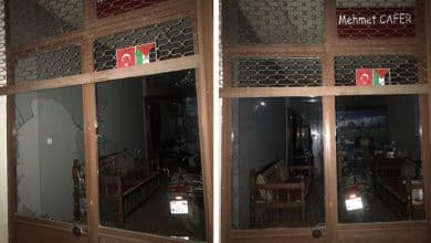 Haliliye ilçesinde bilinmeyen bir nedenle bir iş yerine saldırı gerçekleştirildi. Bu olay, mahallede büyük bir panik ve endişeye neden oldu.