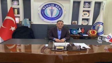 Sağlık-Sen Şanlıurfa Şube Başkanı Abdulkadir Yabir, Resmi Gazete'de yayımlanan Aile Hekimliği Sözleşme ve Ödeme Yönetmeliği’ndeki değişikliklere ilişkin açıklamalarda bulundu. Yabir, “Sözleşmenin yenilenmesi, sona erdirilmesi ve feshedilmesine ilişkin bürokrasiyi ve iş yükünü artıran bu düzenlemelere karşı, Sağlık-Sen olarak hukuki süreç başlatacağız” ifadelerini kullandı.