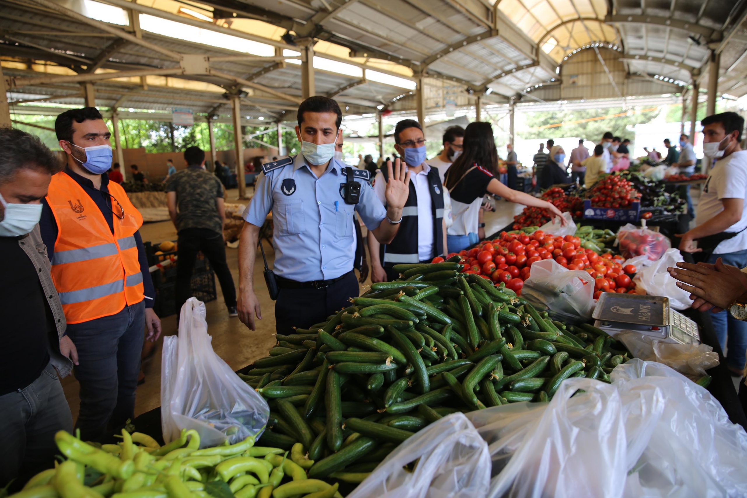 Urfa'da cumartesi günü kurulacak pazar yerleri belli oldu