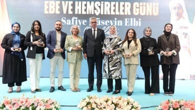Ebe Seda Demir, Ebe ve Hemşireler Günü’nde özel ödüle layık görüldü