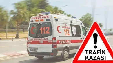 Şanlıurfa Eyyübiye’de meydana gelen trafik kazasında 2 kişi yaralandı. Yaralılar hastaneye kaldırılırken, trafik kısa süreli aksadı.
