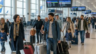 Cumhurbaşkanı Erdoğan’ın imzasıyla Resmi Gazete’de yayımlanan karar doğrultusunda yurt dışına çıkış harcı 710 TL’den bin TL’ye çıkarıldı. Düzenleme için 10 günlük geçiş süreci uygulanacak.