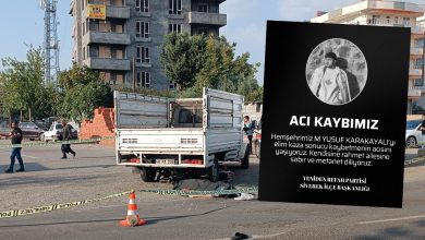 Şanlıurfa’nın Siverek ilçesinde pikap ile motosikletin çarpışması sonucu meydana gelen trafik kazasında, motosiklet sürücüsü M. Yusuf Karakayalı yaşamını yitirdi.