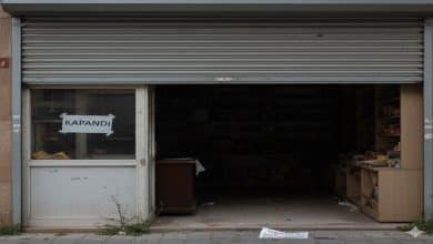 Şanlıurfa Bakkallar ve Bayiler Esnaf Odası Başkanı Mehmet Altun, yılbaşında yürürlüğe girmesi beklenen “Basit Usul” düzenlemesinin küçük esnafı ağır bir yük altına sokacağını belirterek kararın yeniden gözden geçirilmesini istedi.