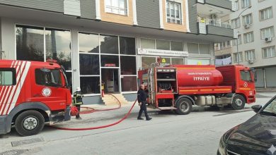 Şanlıurfa’nın Birecik ilçesinde bir güzellik merkezinde çıkan yangın, itfaiyenin hızlı müdahalesiyle büyümeden söndürüldü.