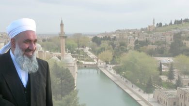 Menzil şeyhlerinden Seyid Fevzeddin, Harran’a bağlı Yukarıyakınyol Mahallesinde düzenlenecek program kapsamında vatandaşlarla bir araya gelecek.