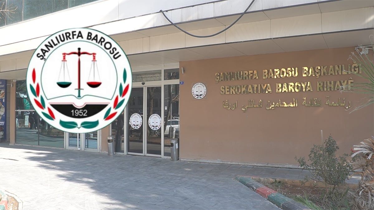 Şanlıurfa Barosu, Suruç ve Viranşehir’de Suriye’nin kuzeyindeki saldırıları protesto eden 11 kişinin tutuklanmasına tepki göstererek, tutuklamaların sona erdirilmesini ve işkence iddialarının etkin şekilde soruşturulmasını talep etti.