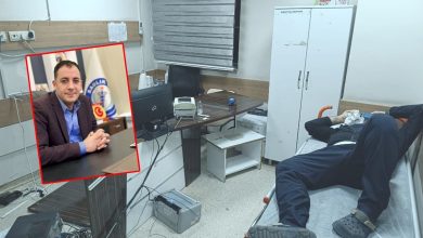 Haliliye ilçesindeki Mehmet Akif İnan Eğitim ve Araştırma Hastanesi’nde görevli bir acil tıp uzmanı, hasta tarafından darbedildi.