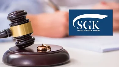 SGK, eşinden boşanıp birlikte yaşamaya devam edenlerin maaşlarını kesiyor, ödemeleri faiziyle geri alıyor.